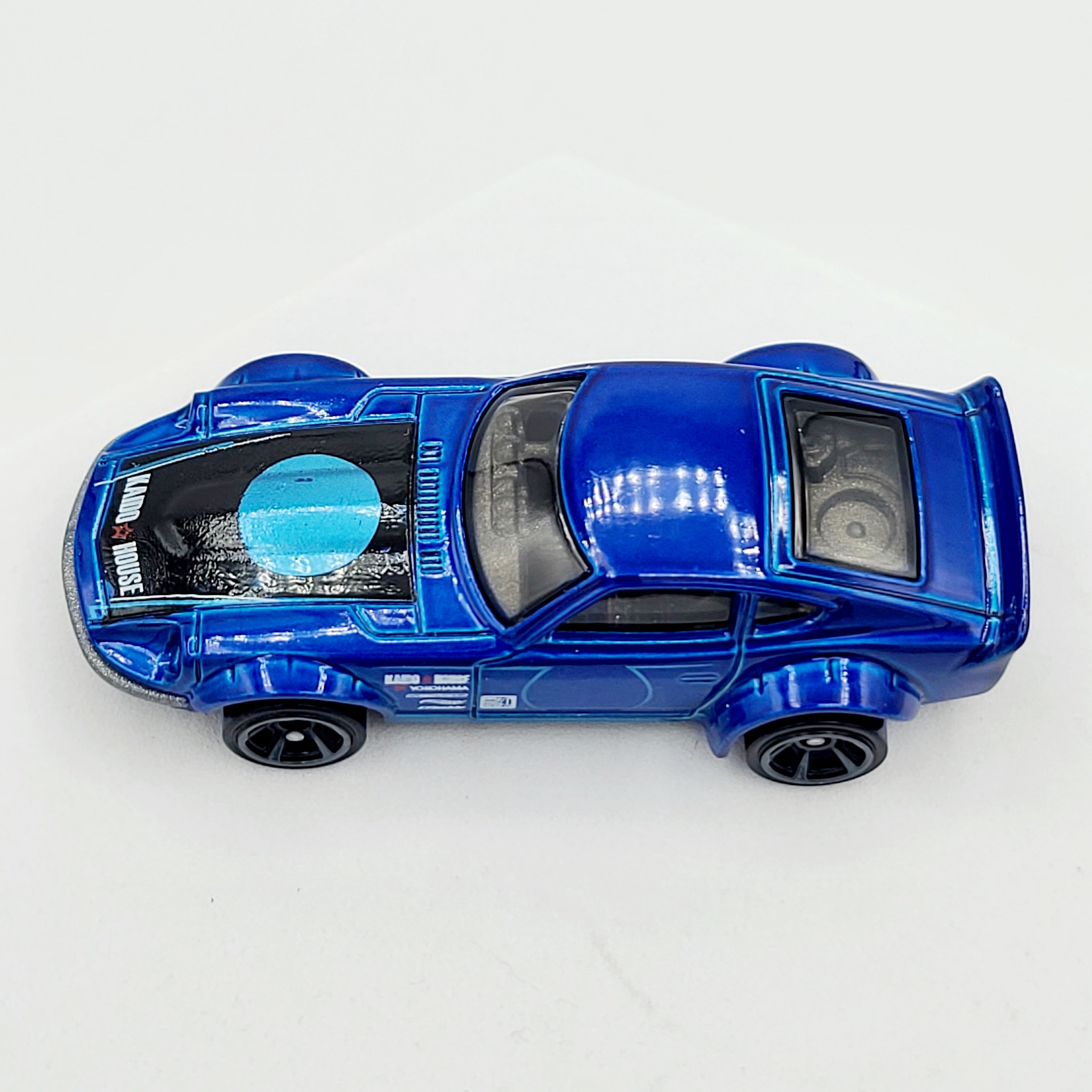 Hot Wheels Nissan Fairlady Z "Kaido House" (2016 HW Basic - Speed Graphics)
